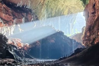 deer cave 2